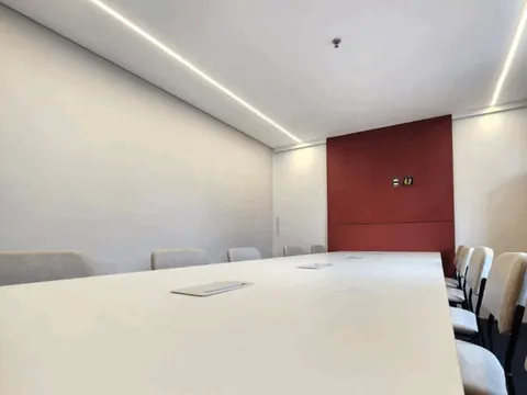 Ambiente comercial reformado pela JETA Engenharia